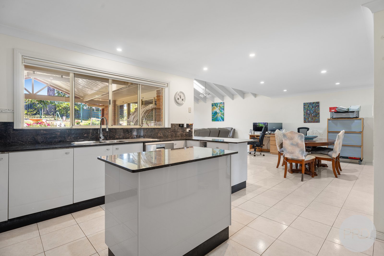 70 The Peninsula  CORLETTE 5