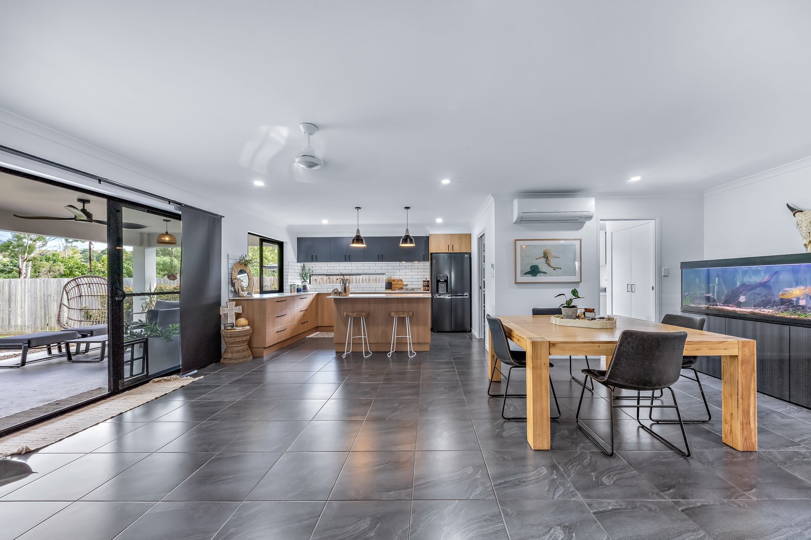 70 Trader Crescent CANNONVALE 8