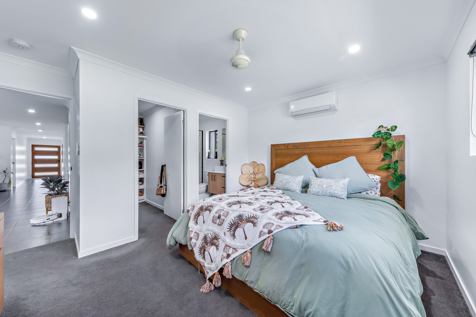 70 Trader Crescent CANNONVALE 10