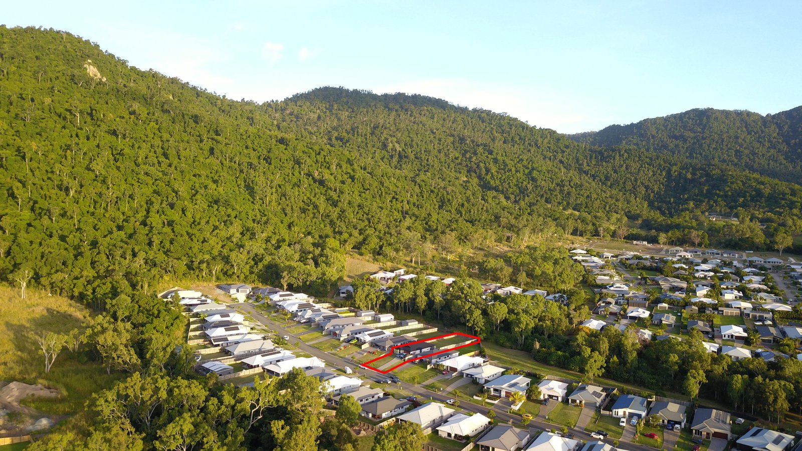 70 Trader Crescent CANNONVALE 22