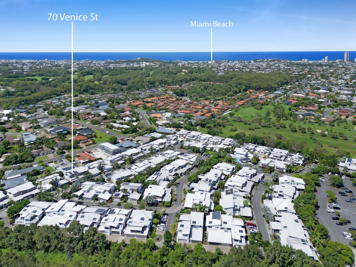 70 Venice Street Burleigh Waters 26