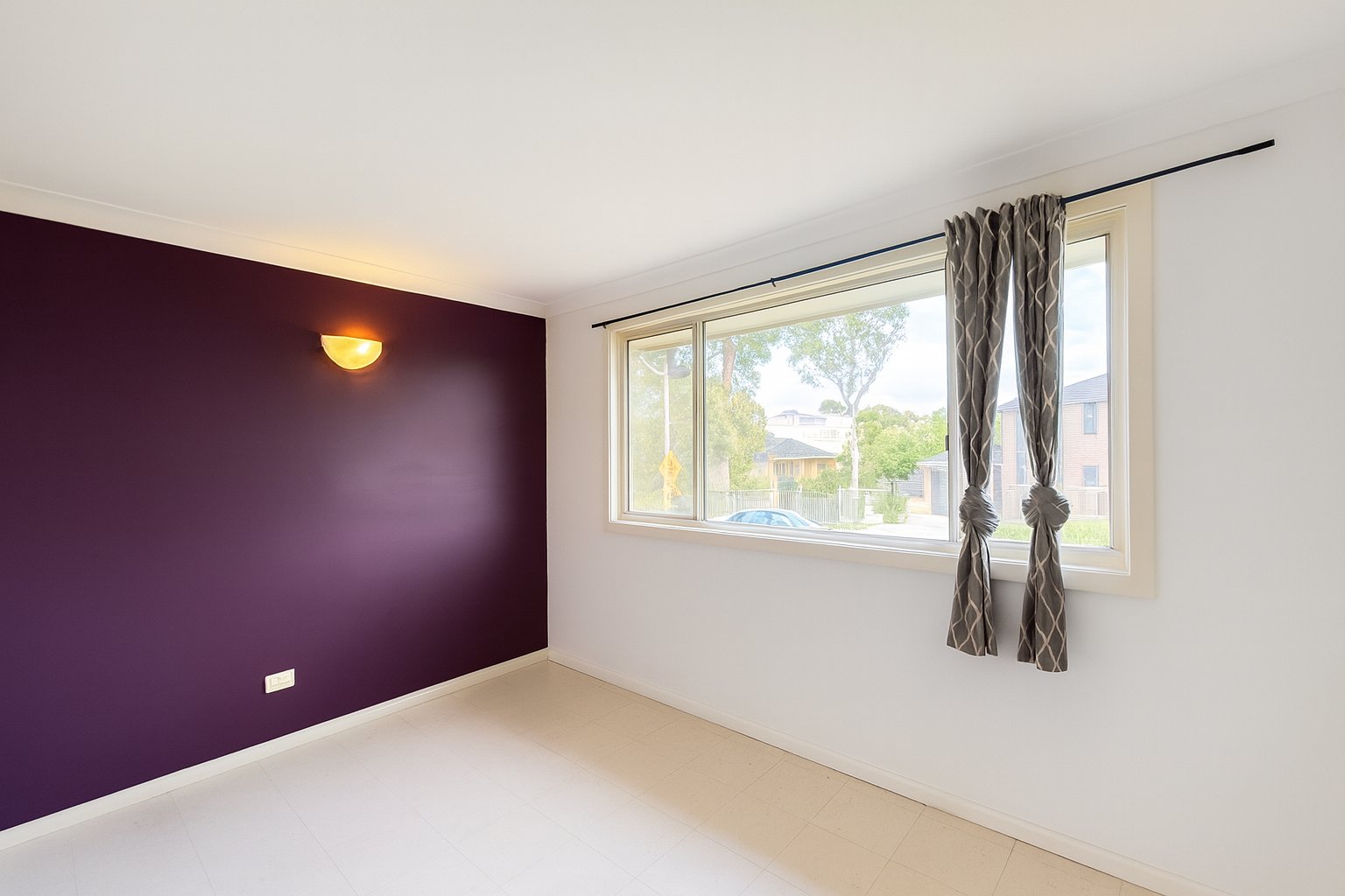 70 Webster Road LURNEA 7