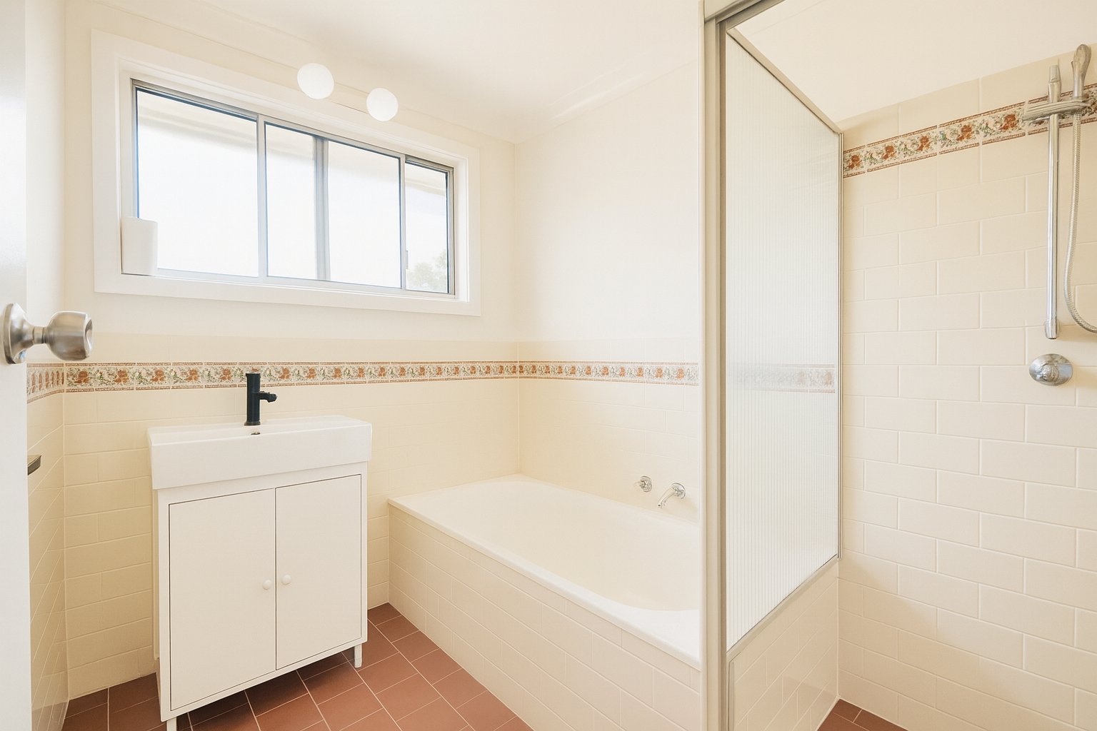 70 Webster Road LURNEA 11