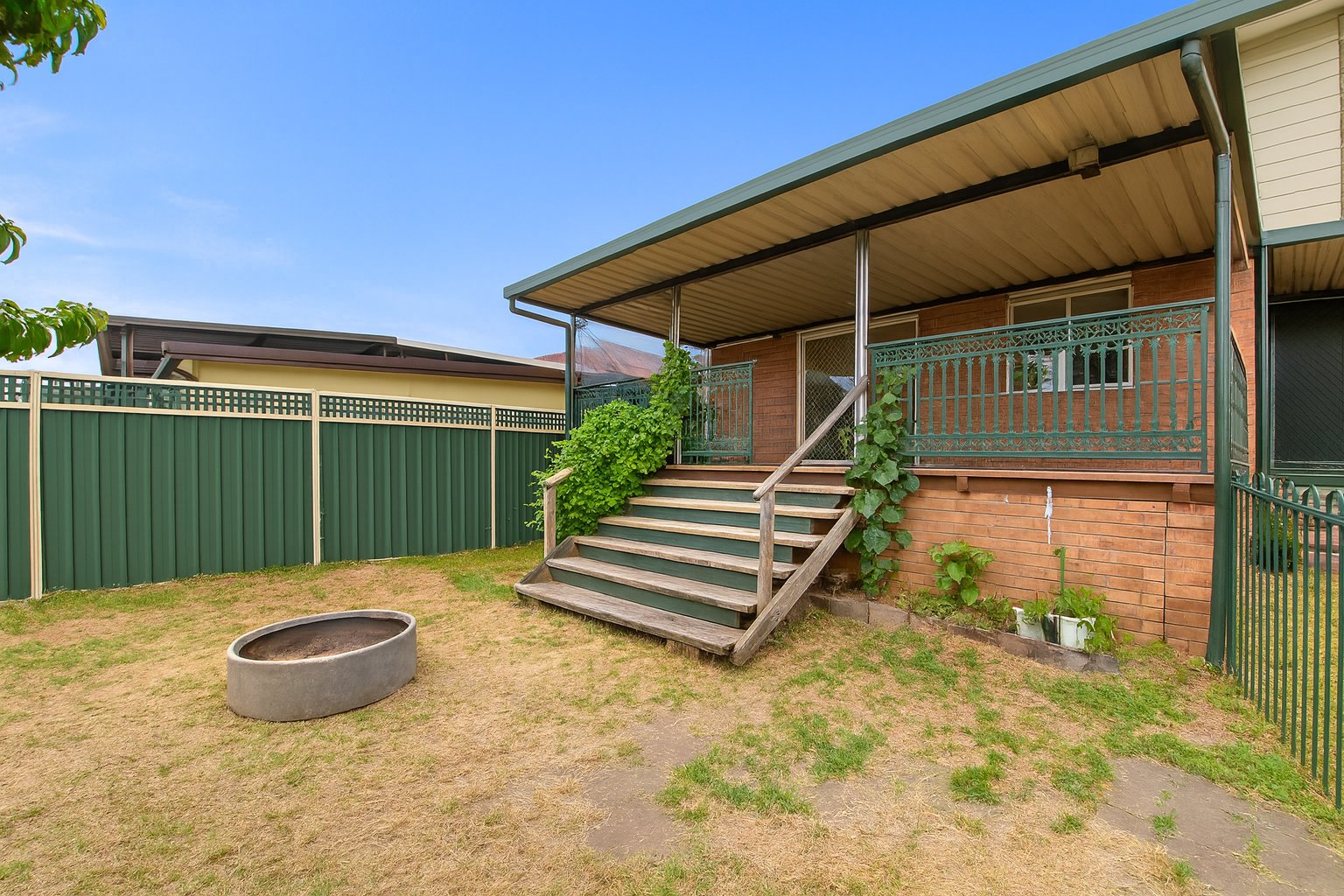 70 Webster Road LURNEA 14