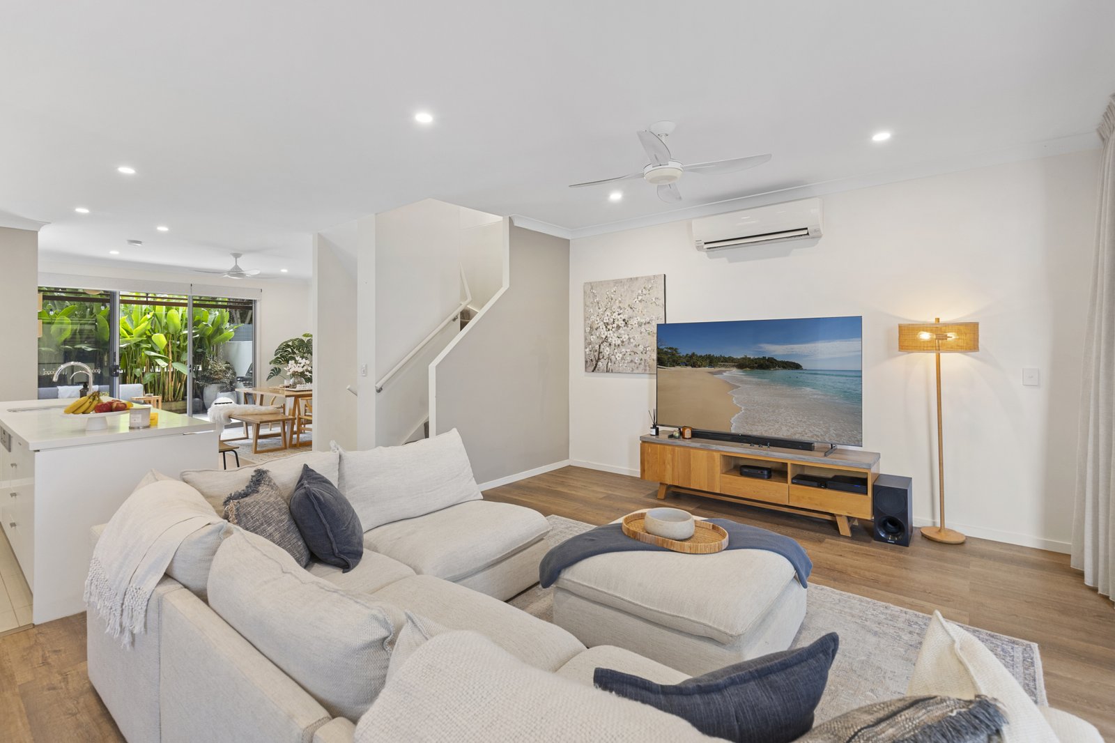 70/1 Grande Avenue CARRARA 1