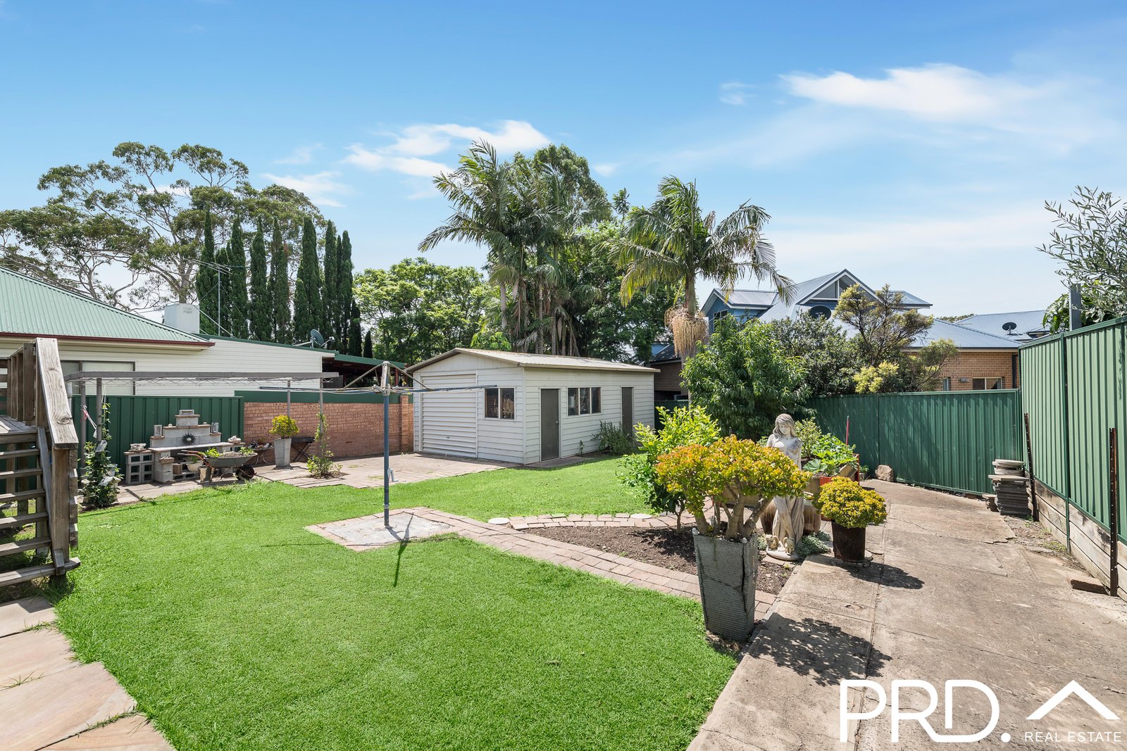 701 Henry Lawson Drive EAST HILLS 9