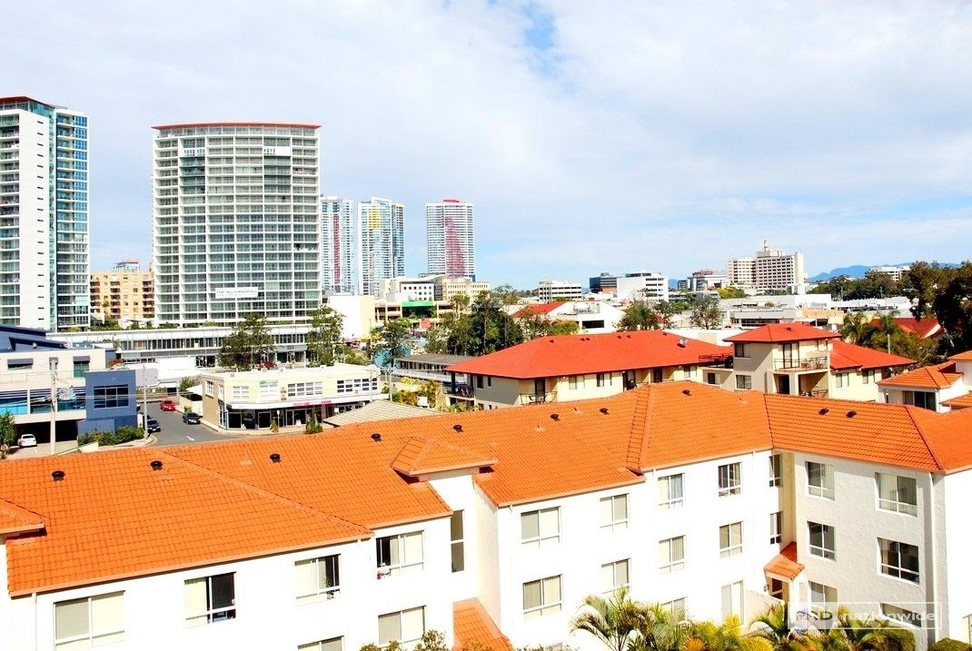 70/106 Marine Parade SOUTHPORT 16
