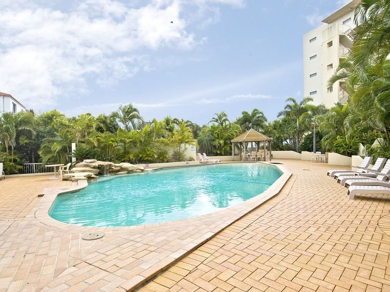 70/106 Marine Parade SOUTHPORT 10