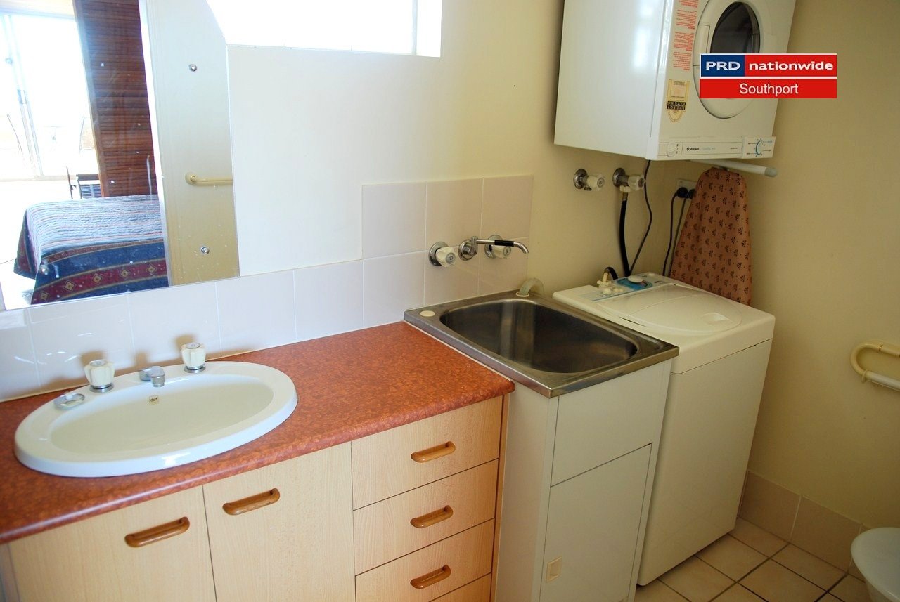 70/106 Marine Parade SOUTHPORT 6