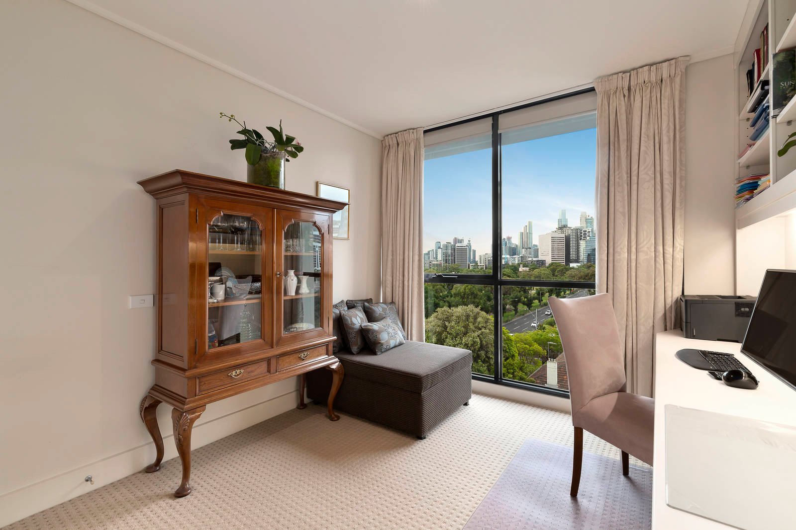 Real Estate and Property in 701/19 Queens Road, Melbourne, VIC