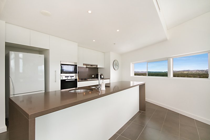 701/2 Creek Street COOLANGATTA 2
