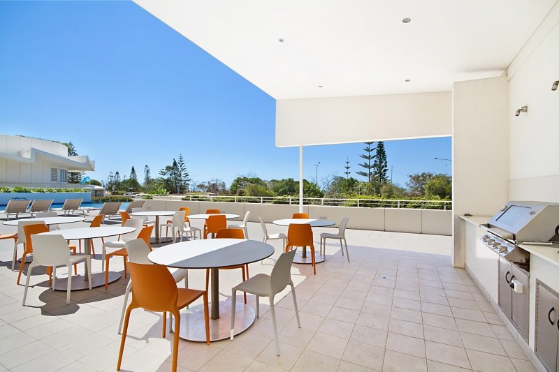 701/2 Creek Street COOLANGATTA 14