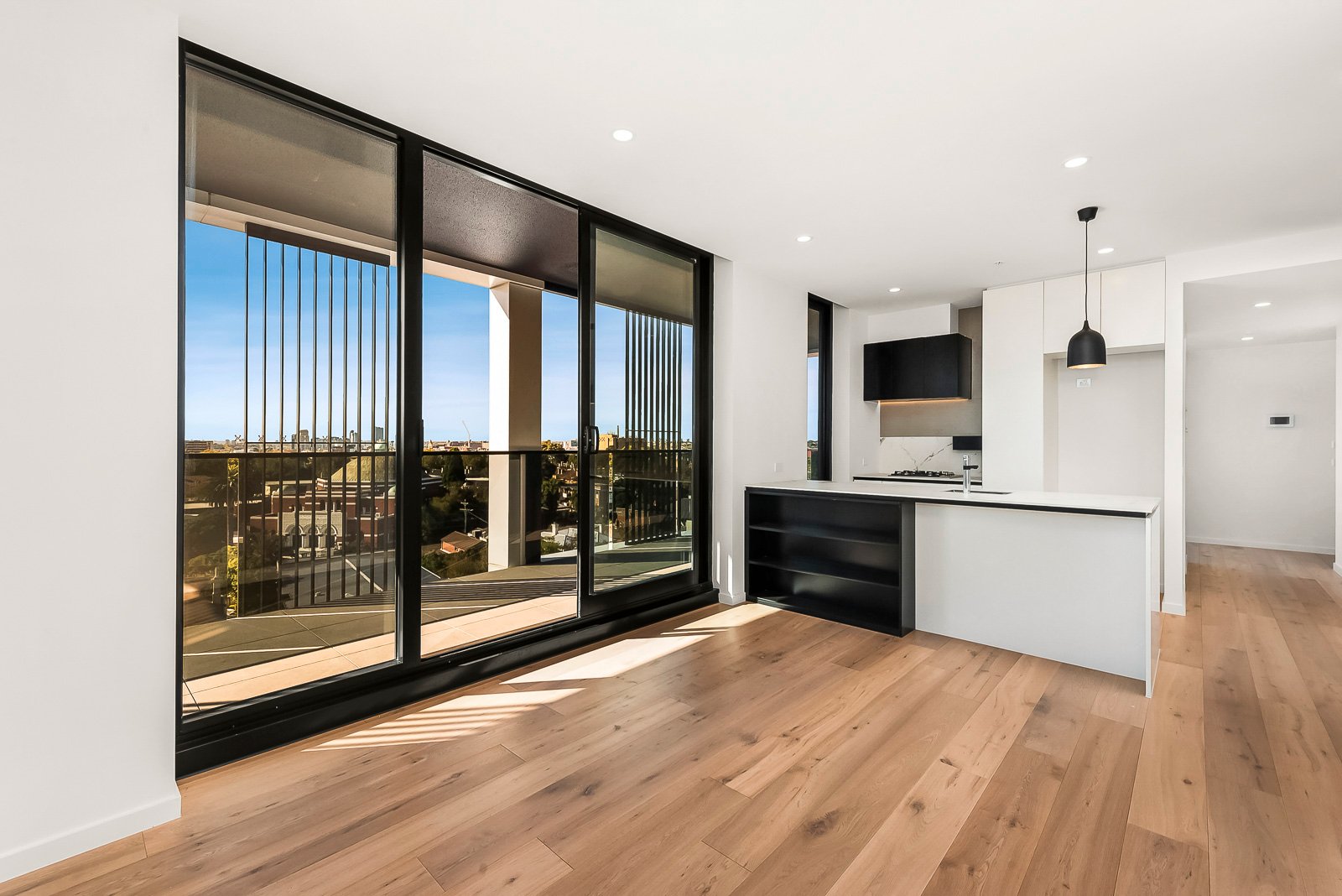 Gallery: 701/25-29 Alma Road