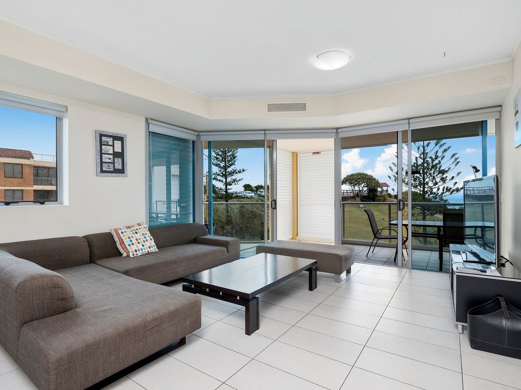 701/3 Mclean Street COOLANGATTA 3