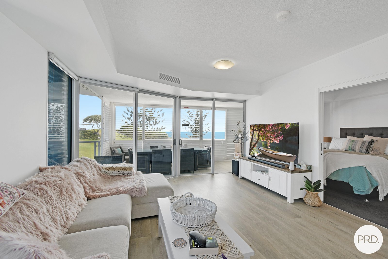 701/3 Mclean Street COOLANGATTA 4