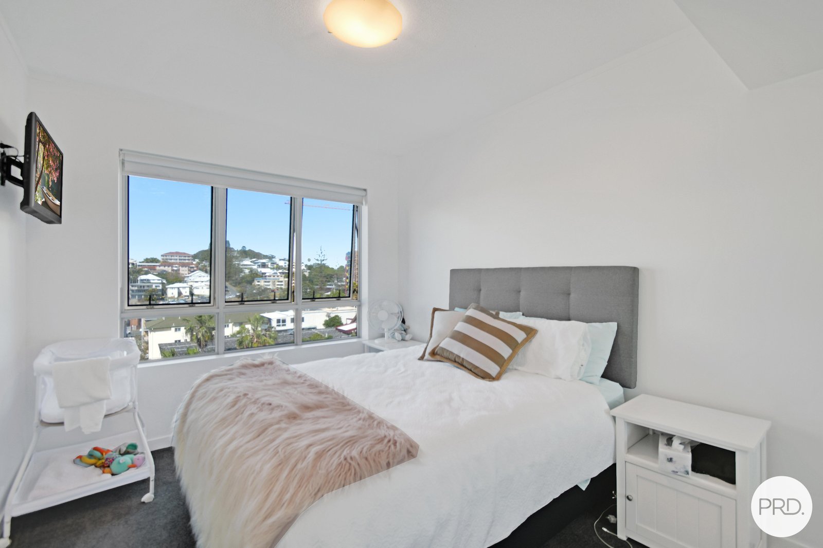 701/3 Mclean Street COOLANGATTA 7