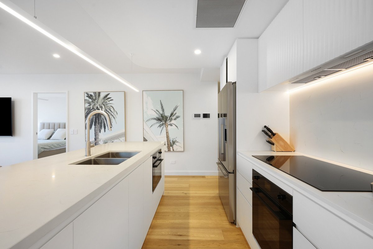 701/4 Twenty First Avenue Palm Beach 4