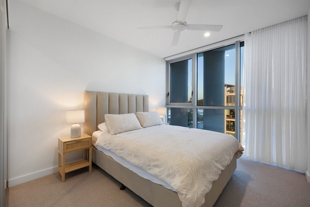 701/4 Twenty First Avenue Palm Beach 19