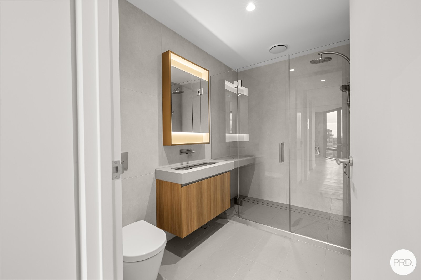 701/601 St Kilda Road MELBOURNE 7