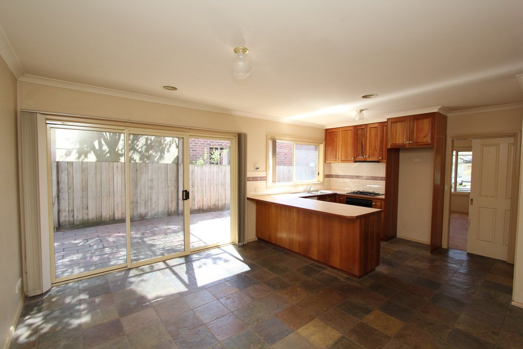 702 Eyre Street BALLARAT CENTRAL 8