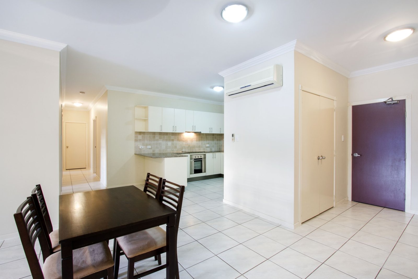 70/21 Shute Harbour Road CANNONVALE 5