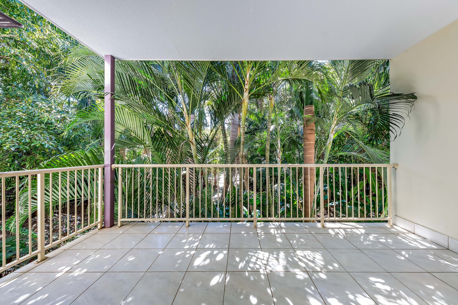 70/21 Shute Harbour Road CANNONVALE 5