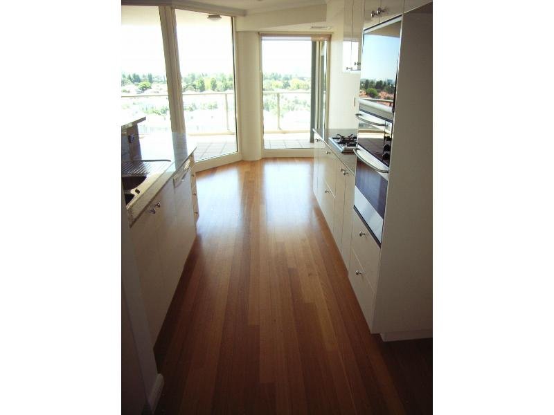 Gallery: 702/127 Beach Street