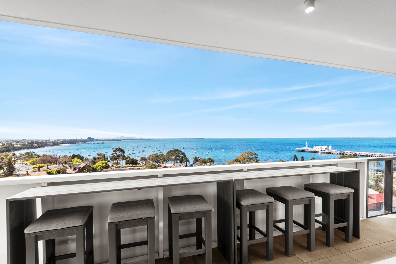 Gallery: 702/18 Cavendish Street