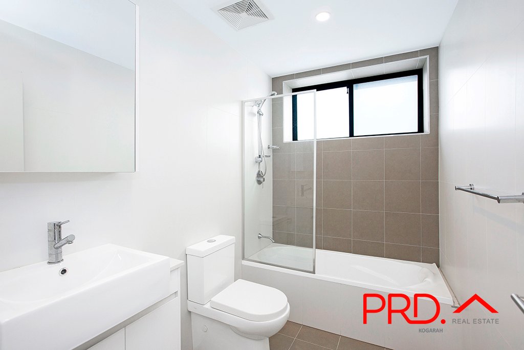 702/21-35 Princes Highway KOGARAH 4