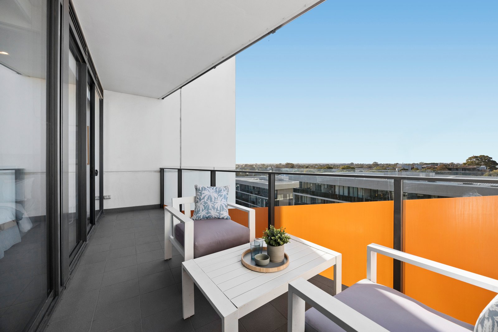 Gallery: 702/222 Bay Road