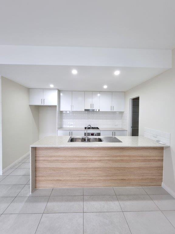 702/300 Macquarie Street LIVERPOOL 2