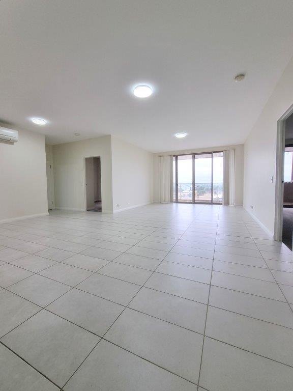 702/300 Macquarie Street LIVERPOOL 3