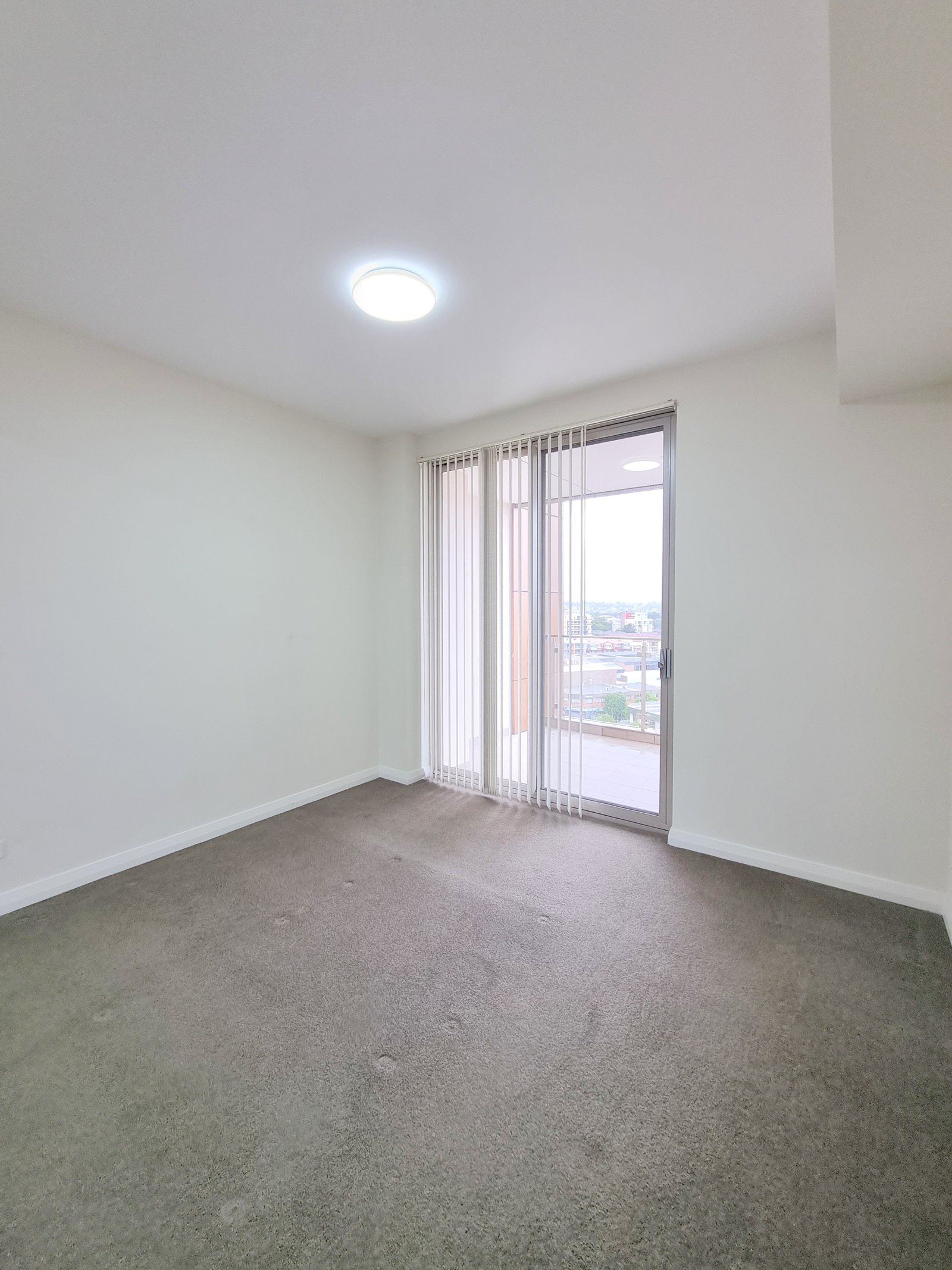 702/300 Macquarie Street LIVERPOOL 9