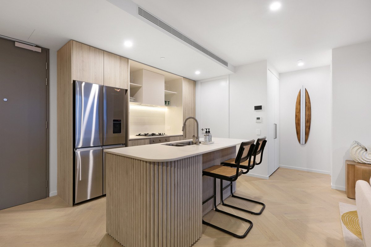 702/4 First Avenue Burleigh Heads 3