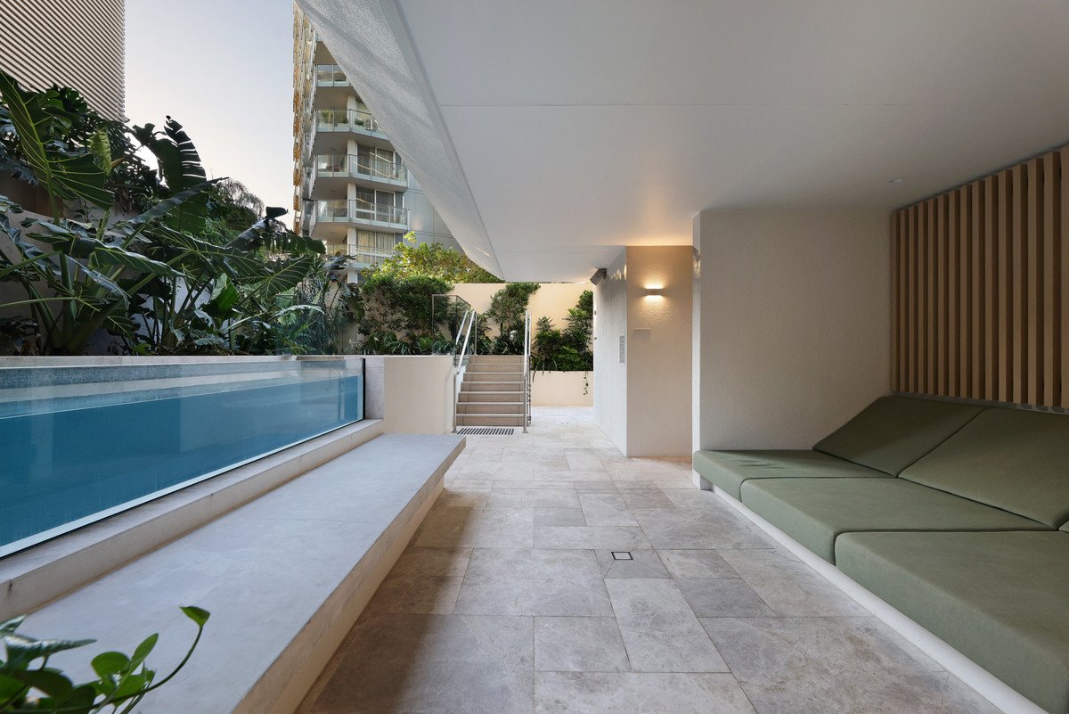 702/4 First Avenue Burleigh Heads 22