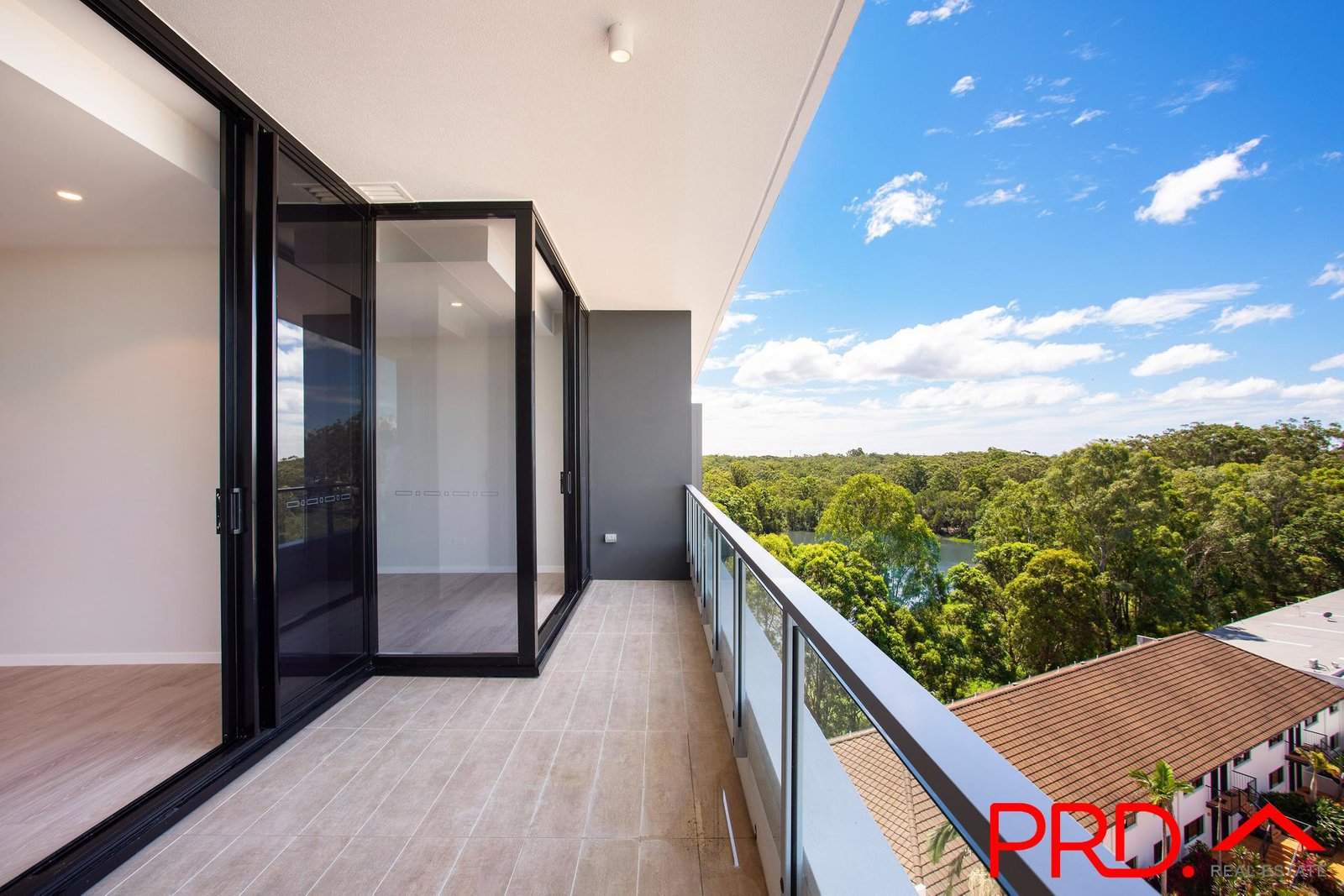 702/6 Tonga Place SOUTHPORT 4