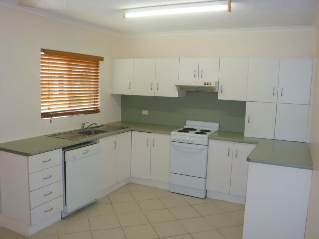 70/3 Eshelby Drive CANNONVALE 2