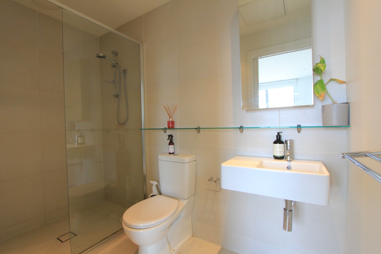 Real Estate and Property in 703/11-15 Wellington Street, St Kilda, VIC