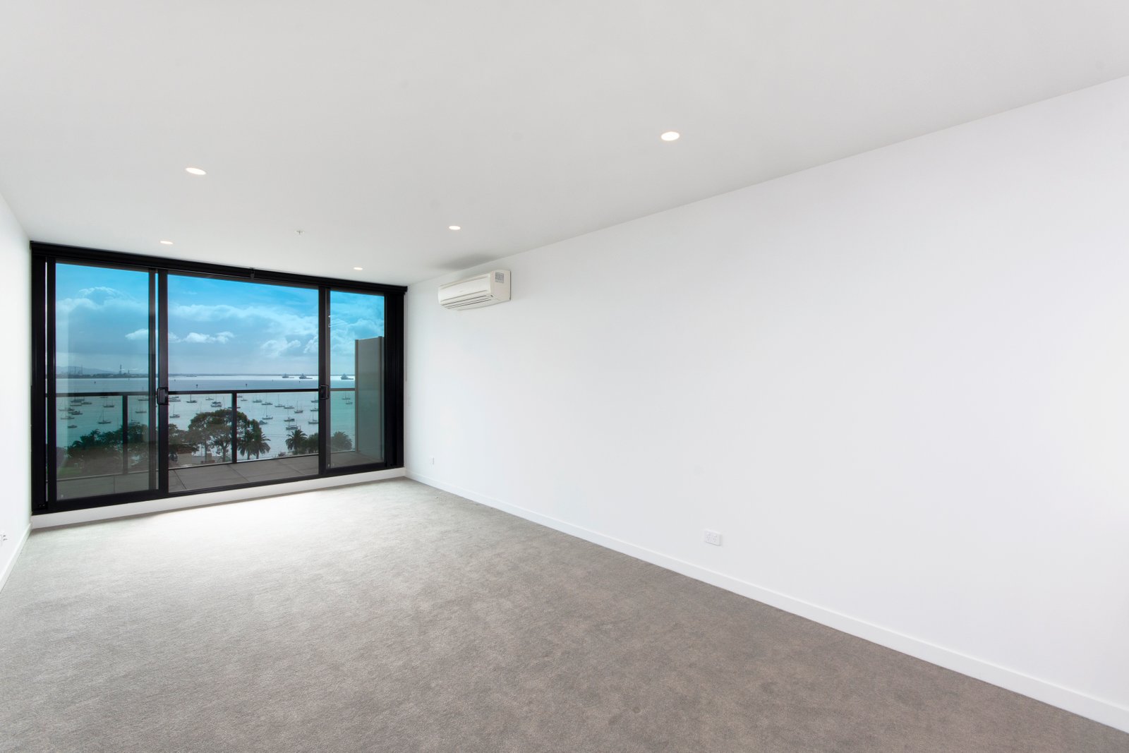 Gallery: 703/18-20 Cavendish Street