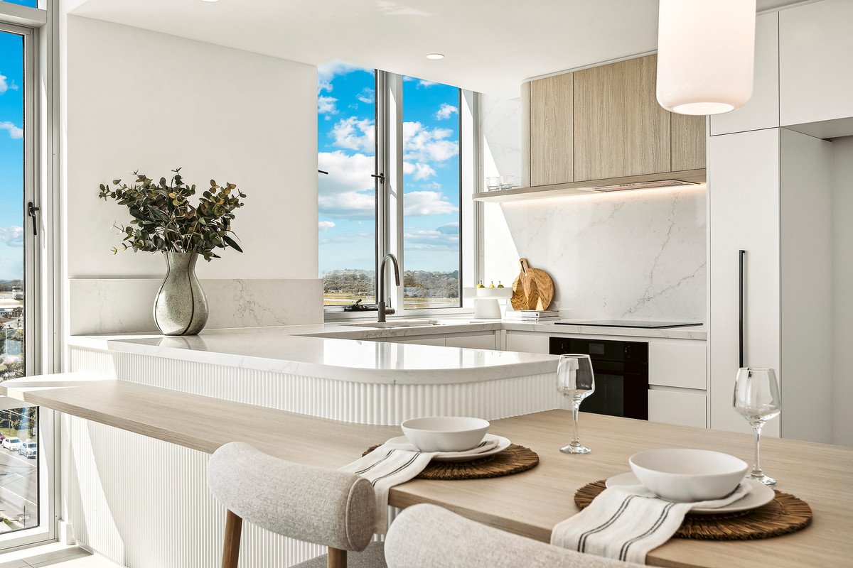 703/295 Golden Four Drive Bilinga 7