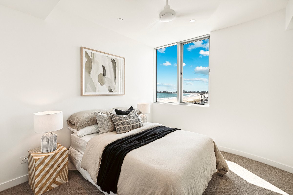 703/295 Golden Four Drive Bilinga 10