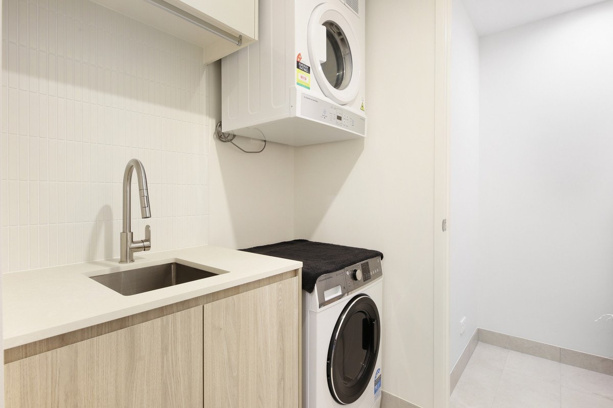 703/4 First Avenue Burleigh Heads 21