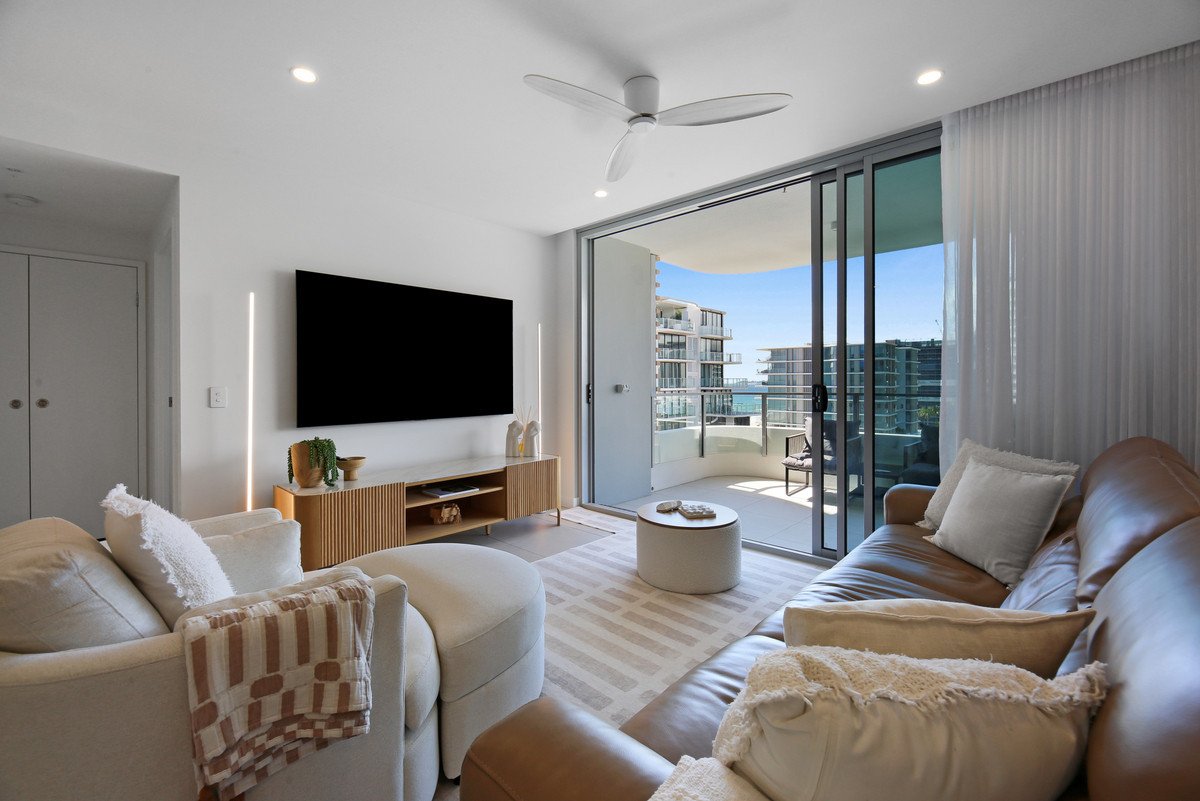 703/4 Twenty First Avenue Palm Beach 9