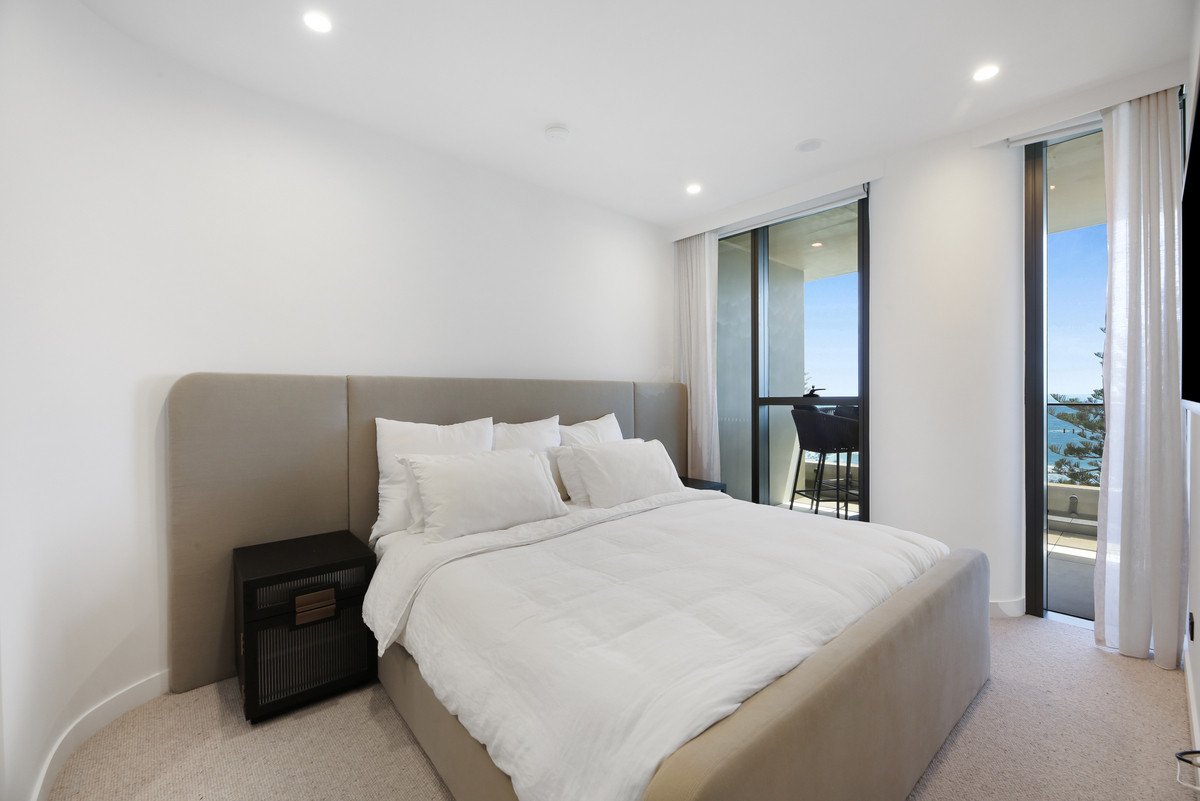 703/58 The Esplanade Burleigh Heads 18