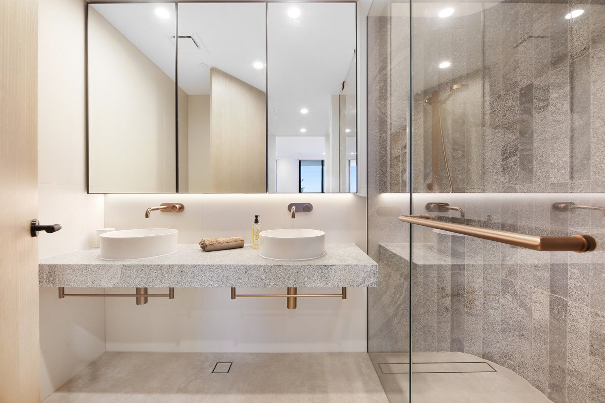 703/58 The Esplanade Burleigh Heads 21