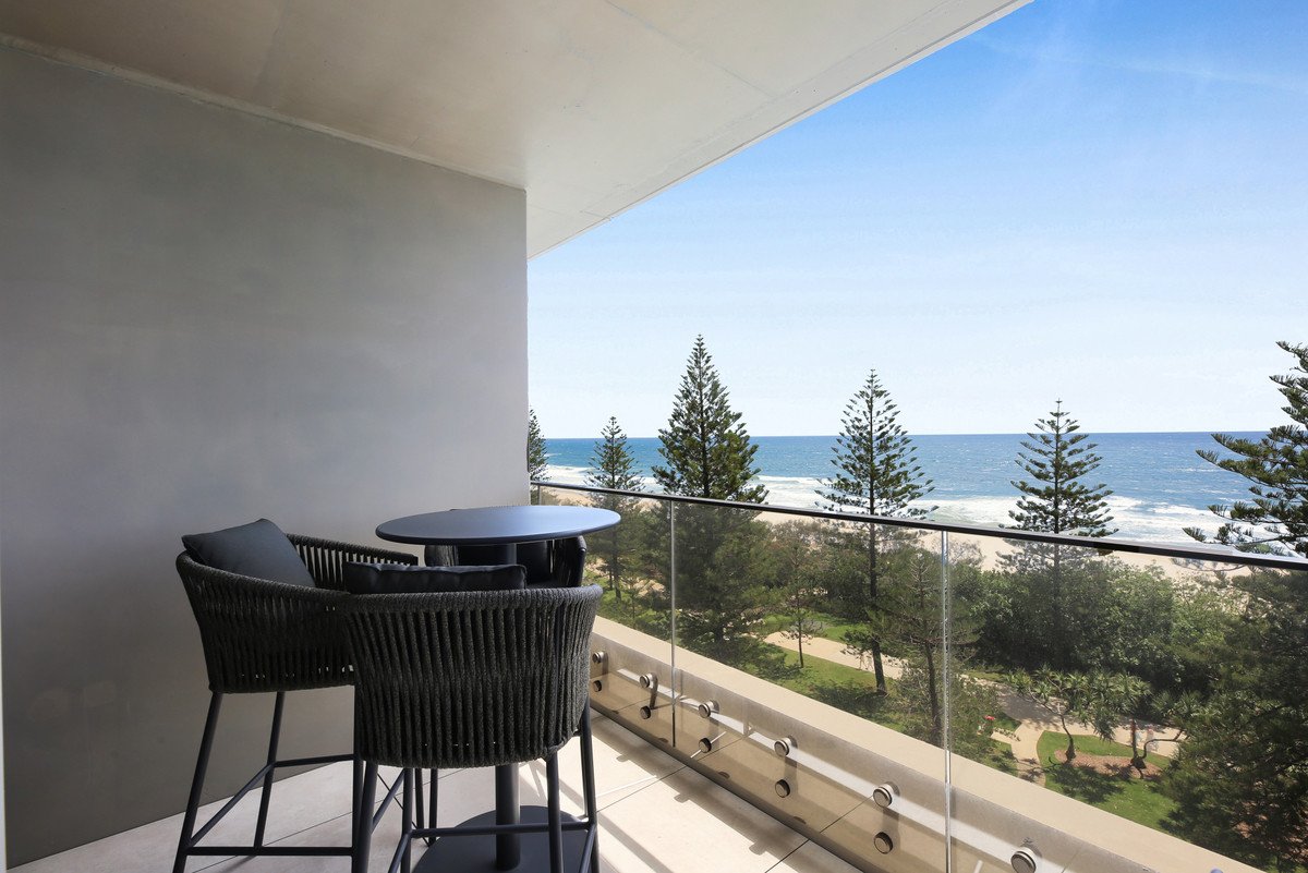 703/58 The Esplanade Burleigh Heads 25