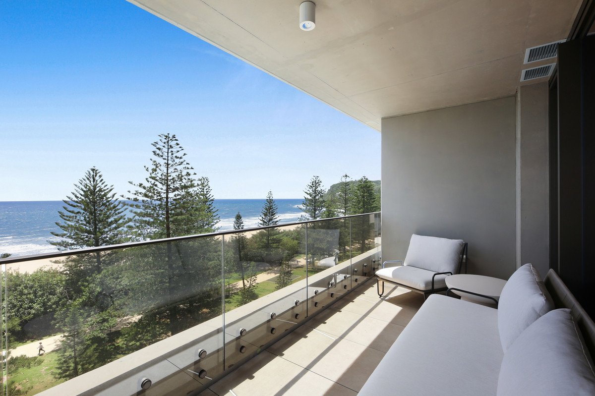 703/58 The Esplanade Burleigh Heads 26
