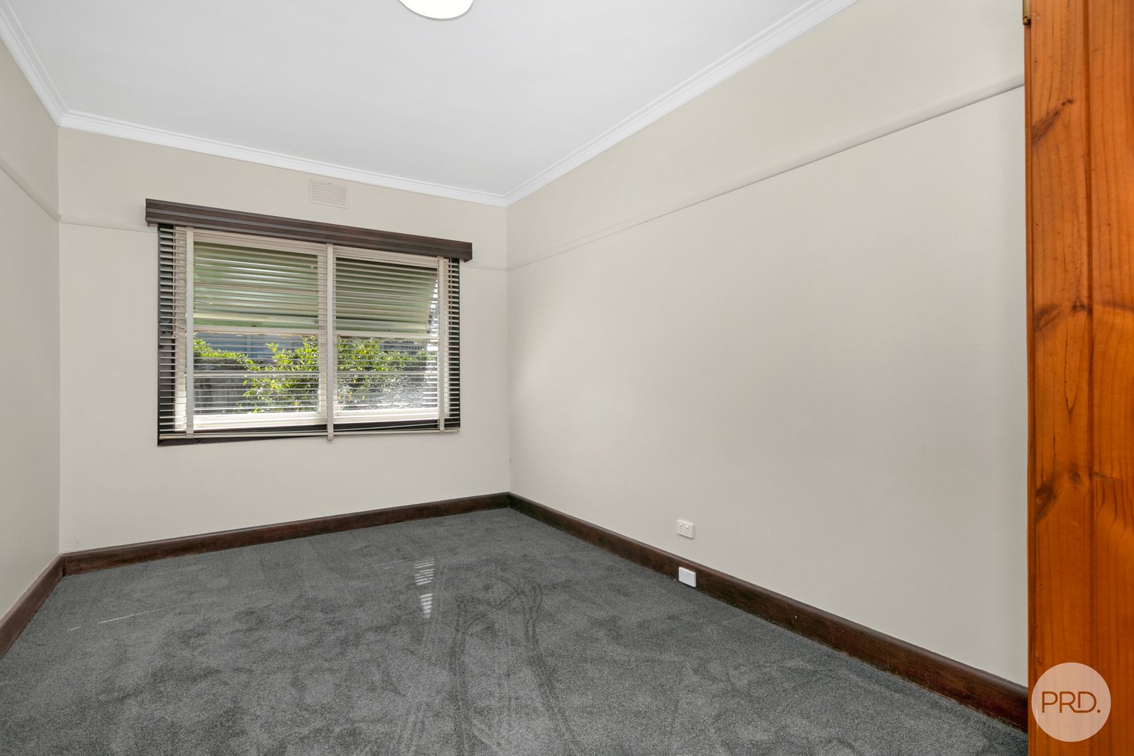 704 Bell Street REDAN 8