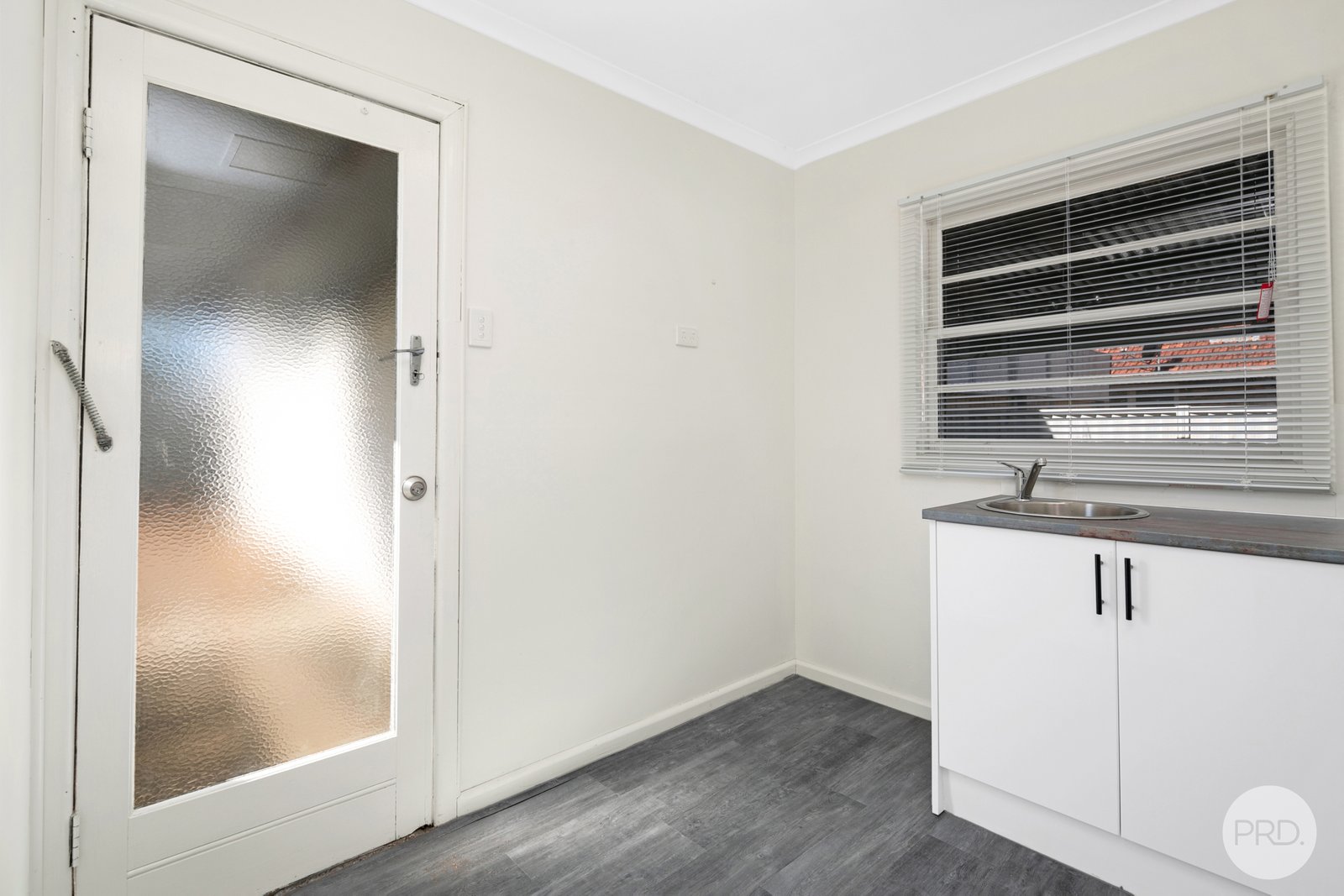 704 Bell Street REDAN 11