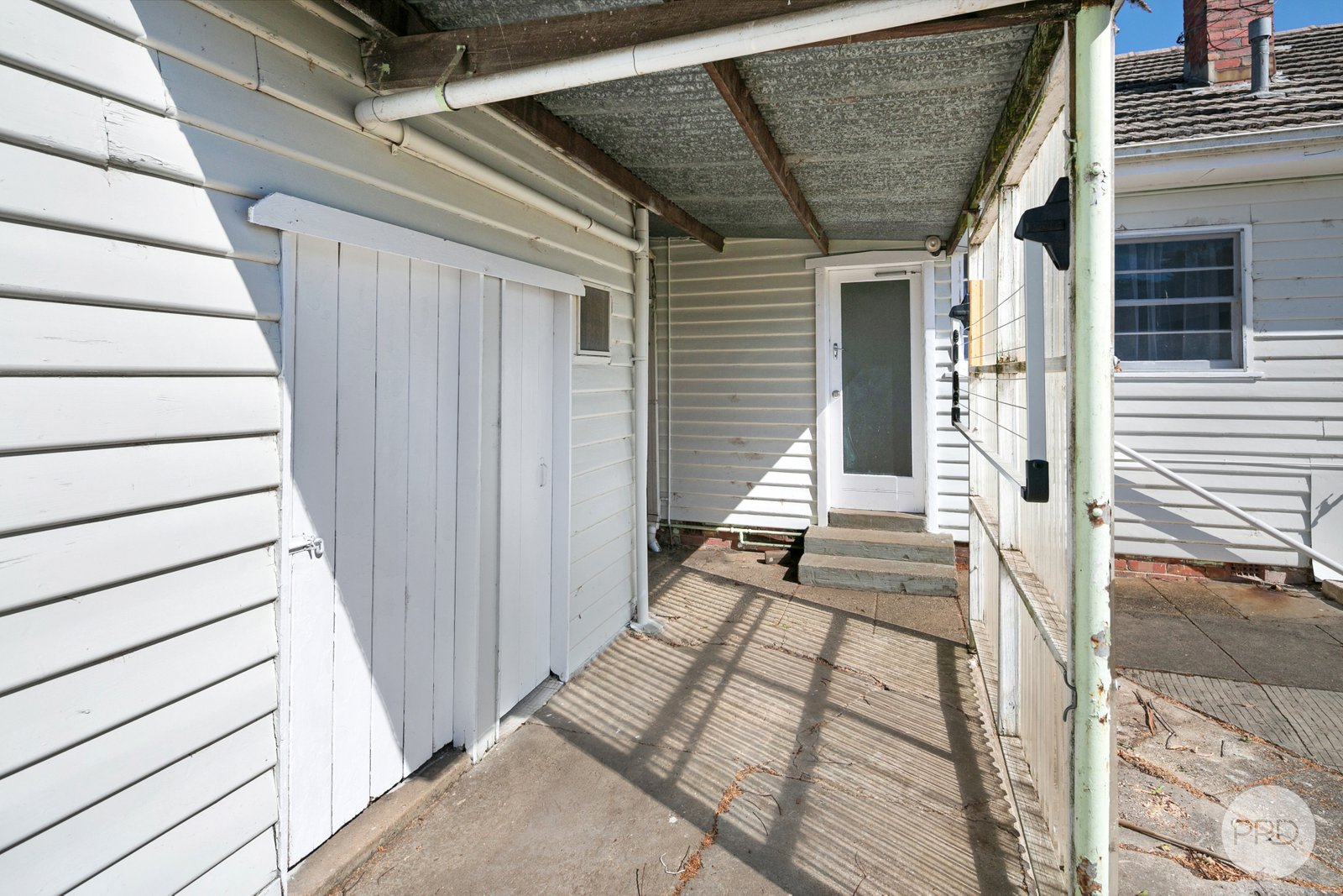 704 Bell Street REDAN 13